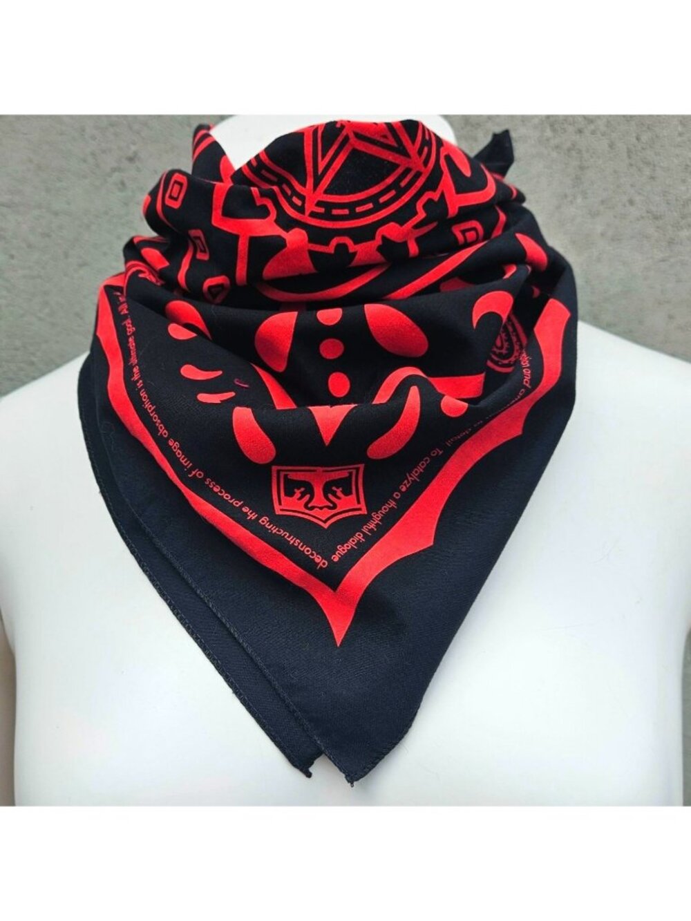 Vintage Obey Giant Shepard Fairey Black Red Mandala Bandana Scarf Cotton 20x20"